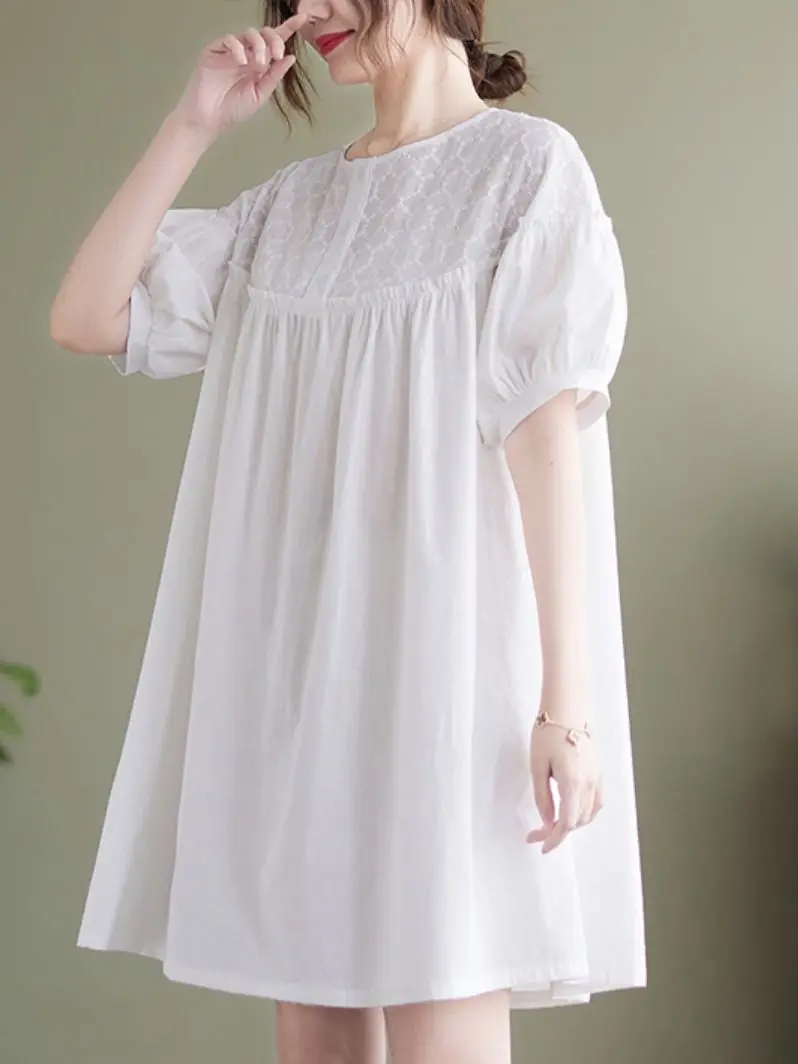 Summer Cotton And Linen Hollow Embroidery Stitching Loose A-line Dress Tops Shirt Dress Black Fashion Ladies Buttons O-neck Top 
Summer Cotton And Linen Hollow Embroidery Stitching Loose A-line Dress Tops Shirt Dress Black Fashion Ladies Buttons O-neck Top