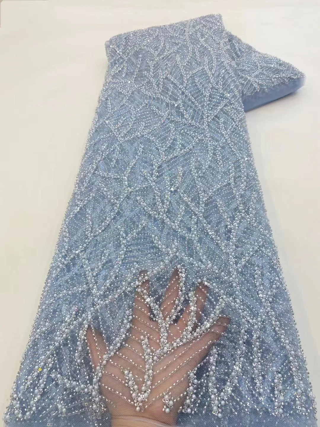 Nigerian Embroidery Net Lace Wholesale 3D Flowers Tulle Lace Fabric With Beads Hot Sale African French Net Lace Fabric
Nigerian Embroidery Net Lace Wholesale 3D Flowers Tulle Lace Fabric With Beads Hot Sale African French Net Lace Fabric