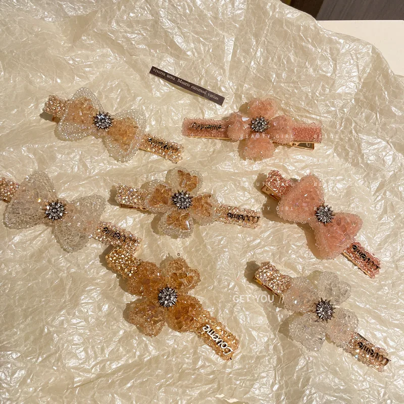 Diamond Inlaid Natural Stone Letter Flower Bow Hairpin Korean Vintage Side Clip Duck Bill Sweet Hair Ornament (female)
Diamond Inlaid Natural Stone Letter Flower Bow Hairpin Korean Vintage Side Clip Duck Bill Sweet Hair Ornament (female)