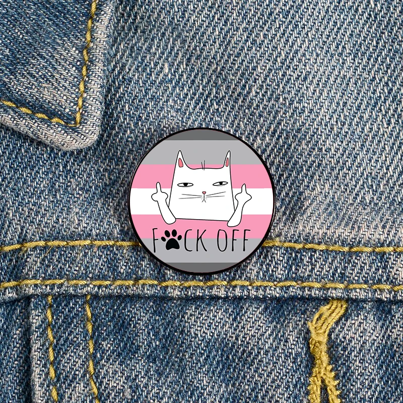 Demigirl Pride White cat Vertical Middle Finger Pin Custom Funny Brooches Shirt Lapel teacher Bag Cute Badge pins for Friends
Demigirl Pride White cat Vertical Middle Finger Pin Custom Funny Brooches Shirt Lapel teacher Bag Cute Badge pins for Friends
