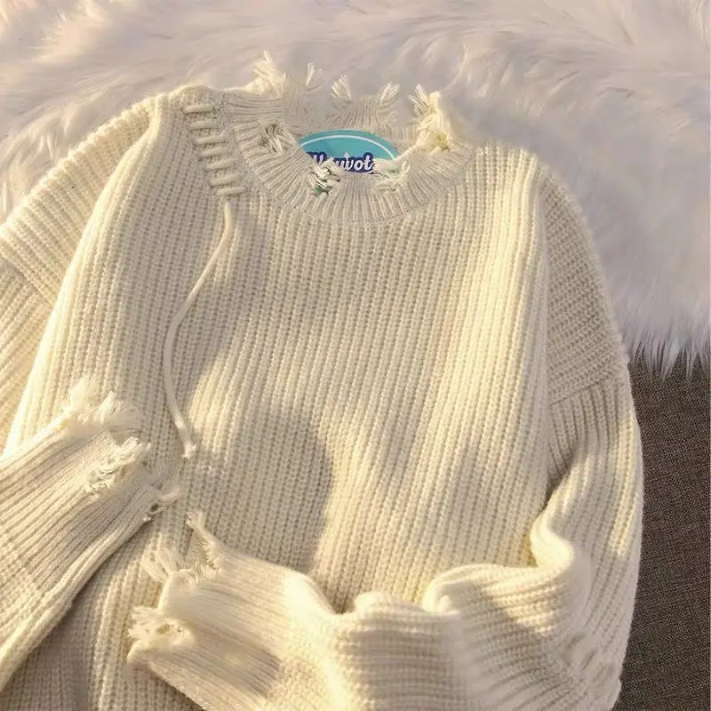2024 New Y2K Korean hole design sense round neck sweater for men and women Harajuku loose casual pullover sweater street wear
2024 New Y2K Korean hole design sense round neck sweater for men and women Harajuku loose casual pullover sweater street wear