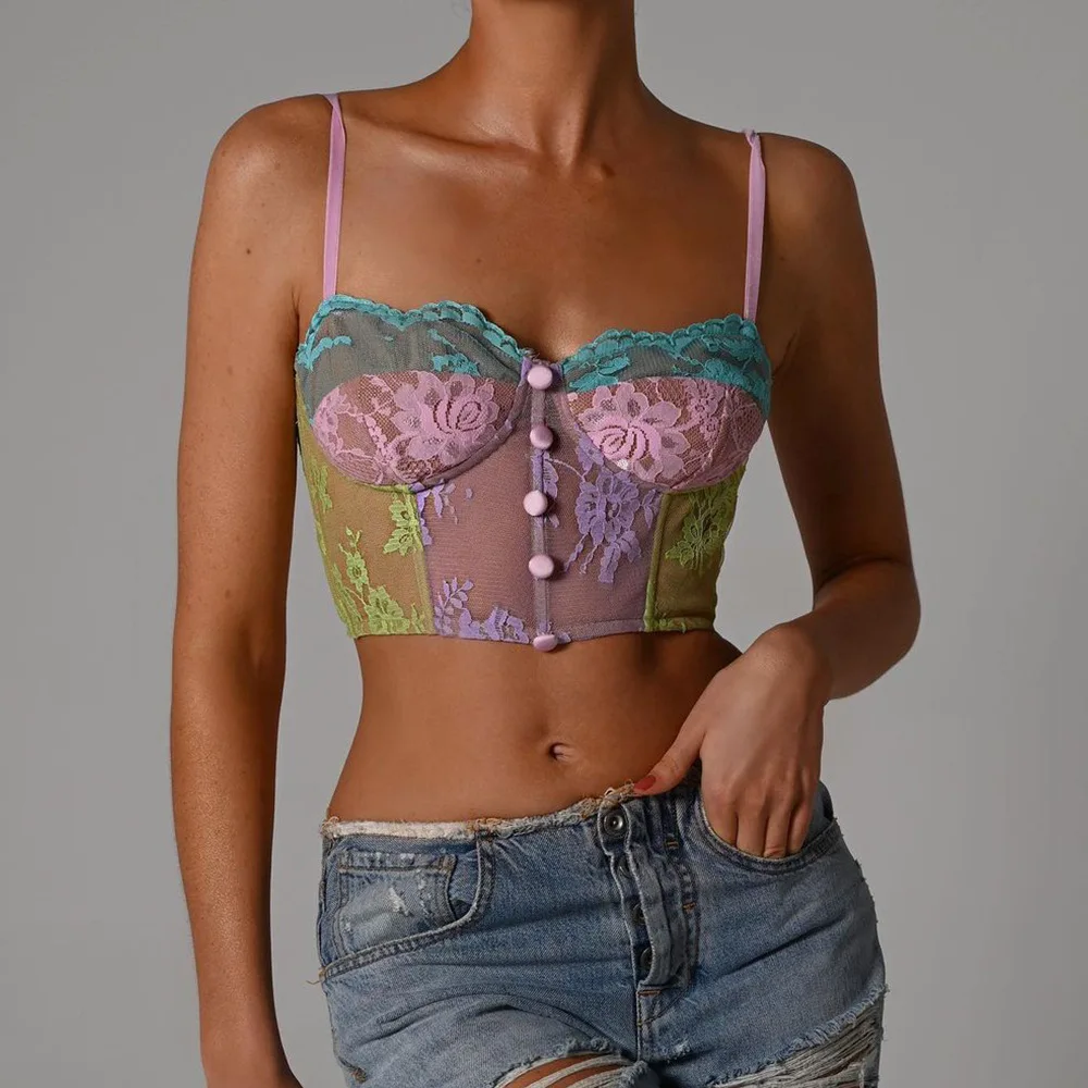 Sexy Crop Top Women Y2k Summer 2022 Lace Clothes Aesthetic Emo Tanks Camis Fairycore Festival Clothing Rave Outfits for Girls
Sexy Crop Top Women Y2k Summer 2022 Lace Clothes Aesthetic Emo Tanks Camis Fairycore Festival Clothing Rave Outfits for Girls