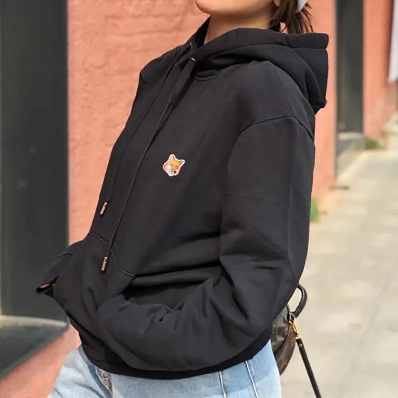 Spring Autumn Woman Hooded Sweatshirt New Trend Brand Maison Classic Fox Embroidery Luxury High Street Leisure Sweatshirt Women
Spring Autumn Woman Hooded Sweatshirt New Trend Brand Maison Classic Fox Embroidery Luxury High Street Leisure Sweatshirt Women