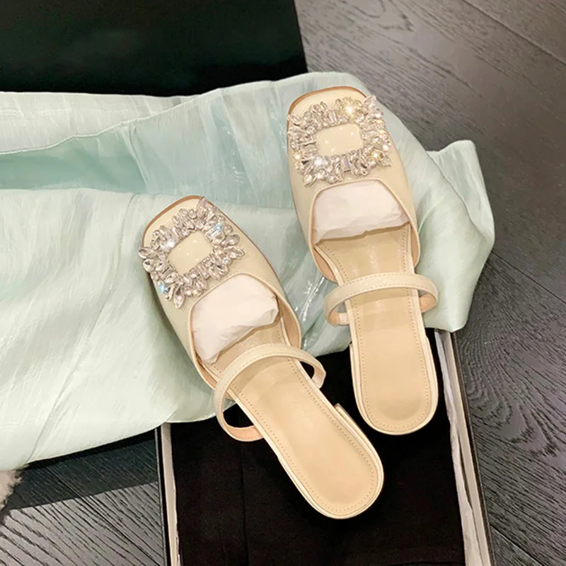Женские туфли на толстом каблуке, туфли-лодочки с квадратным закрытым носком, со стразами и пряжкой, 2022
Женские туфли на толстом каблуке, туфли-лодочки с квадратным закрытым носком, со стразами и пряжкой, 2022