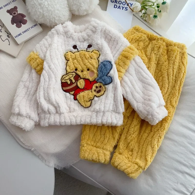 Disney Winnie The Pooh Children's Pajamas Home Clothes Children's Velvet Thickened Pajamas Comfortable Warm Set Christmas Gift
Disney Winnie The Pooh Children's Pajamas Home Clothes Children's Velvet Thickened Pajamas Comfortable Warm Set Christmas Gift