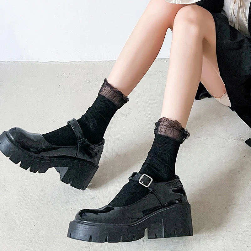 Женские кружевные носки Frilly, носки, белые стильные короткие хлопковые сетчатые с оборками в японском стиле принцессы, красивые черные носки... 
Женские кружевные носки Frilly, носки, белые стильные короткие хлопковые сетчатые с оборками в японском стиле принцессы, красивые черные носки...