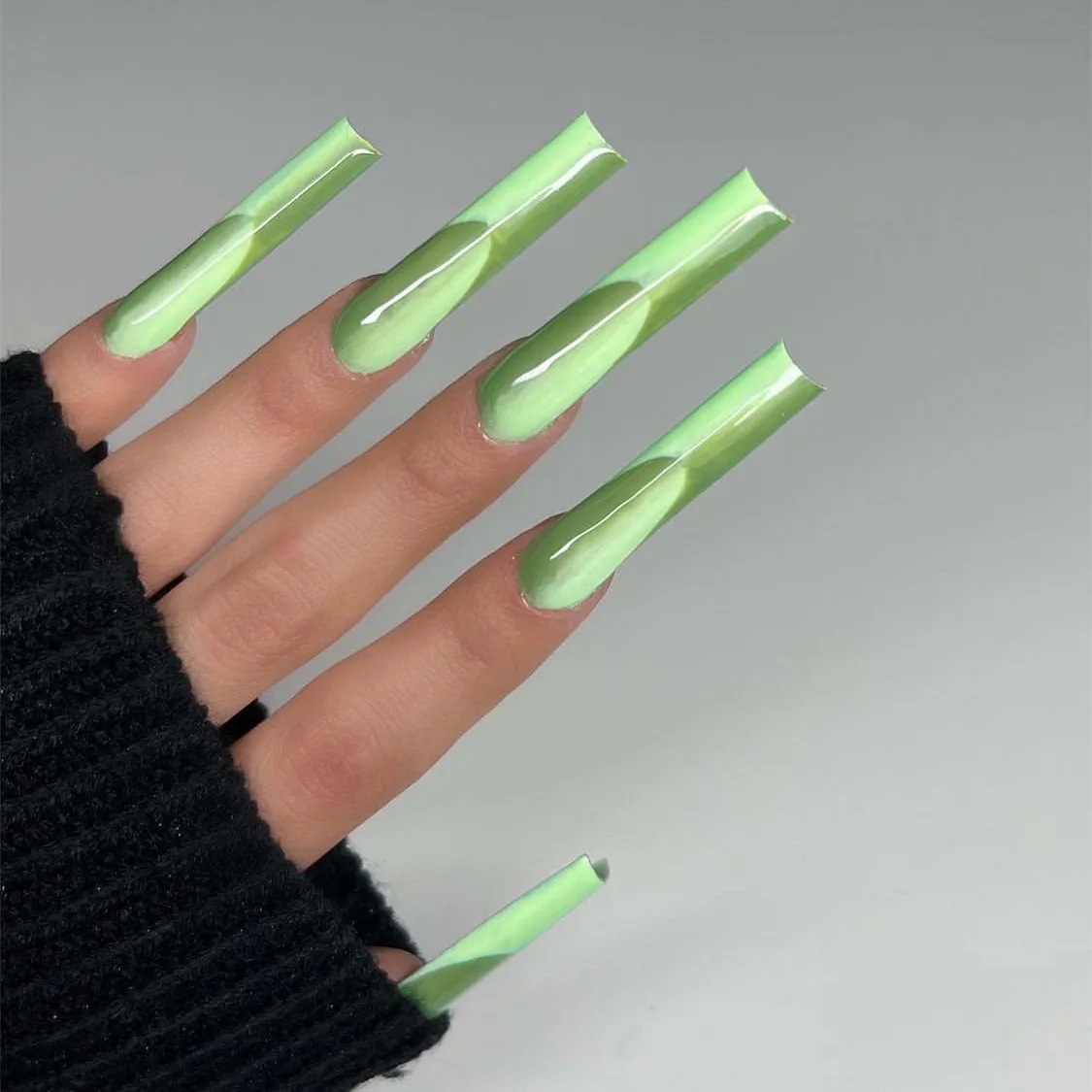 24pcs fake nails set press on faux ongles capsule long coffin tips DIY manicure supplies fluorescent green jade designs false na
24pcs fake nails set press on faux ongles capsule long coffin tips DIY manicure supplies fluorescent green jade designs false na