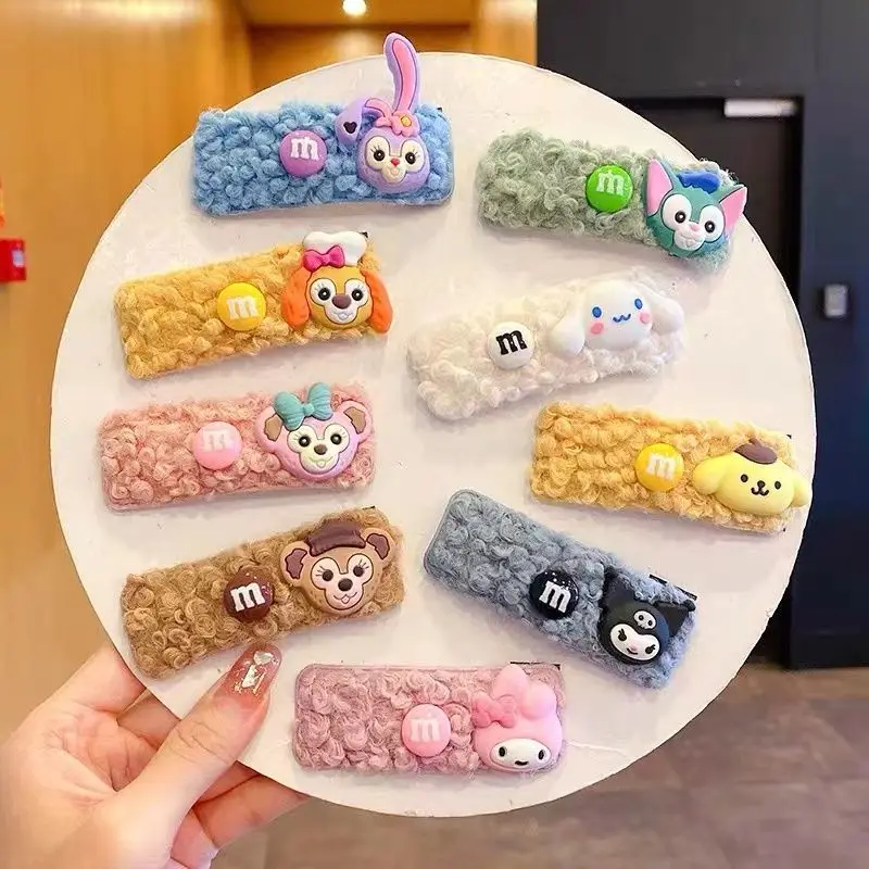 Sanrio Kawaii плюшевая повязка на голову заколка модная Милая трендовая заколка для конского хвоста челка зажим BB женские аксессуары для волос дл...
Sanrio Kawaii плюшевая повязка на голову заколка модная Милая трендовая заколка для конского хвоста челка зажим BB женские аксессуары для волос дл...