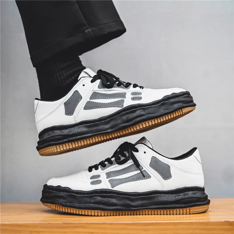 Youth Board Shoes Fashion Thick Bottom Dissolved Shoes Heightening Sports Casual Shoes Breathable Leather Men's Shoes Spring
Youth Board Shoes Fashion Thick Bottom Dissolved Shoes Heightening Sports Casual Shoes Breathable Leather Men's Shoes Spring