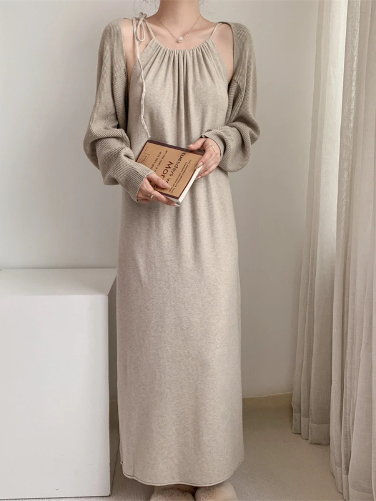 Dress for Women Spring and Autumn Season Long Sleeve Temperament Shawl Fashion Hanging Neck Solid Color Long Dress Two Piece Set
Dress for Women Spring and Autumn Season Long Sleeve Temperament Shawl Fashion Hanging Neck Solid Color Long Dress Two Piece Set