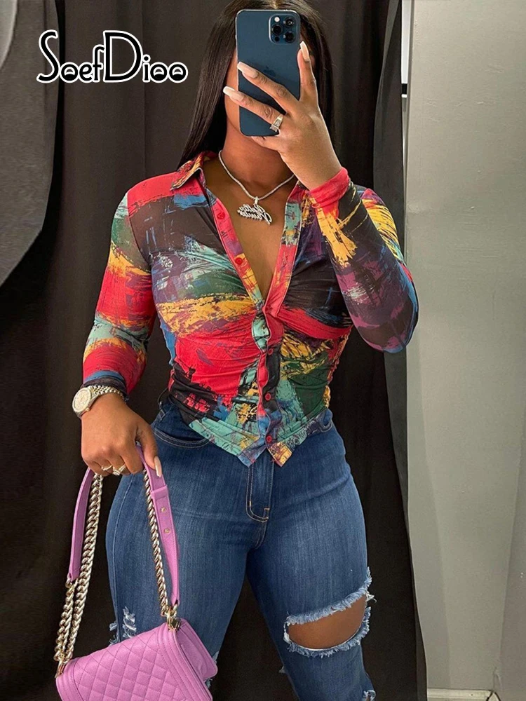 Soefdioo Colorful Lapel Long Sleeve Single-breasted Tops for Women Tshirt Summer 2022 Fashion Slim T-shirts Sexy Streetwear
Soefdioo Colorful Lapel Long Sleeve Single-breasted Tops for Women Tshirt Summer 2022 Fashion Slim T-shirts Sexy Streetwear