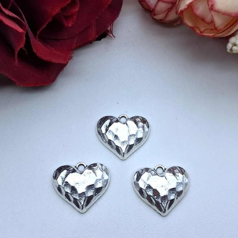 5pcs/set Silver Color Pendant Charms Love Heart Star Round Pendant Base DIY Necklace Earrings Bracelet Jewelry Making Findings
5pcs/set Silver Color Pendant Charms Love Heart Star Round Pendant Base DIY Necklace Earrings Bracelet Jewelry Making Findings