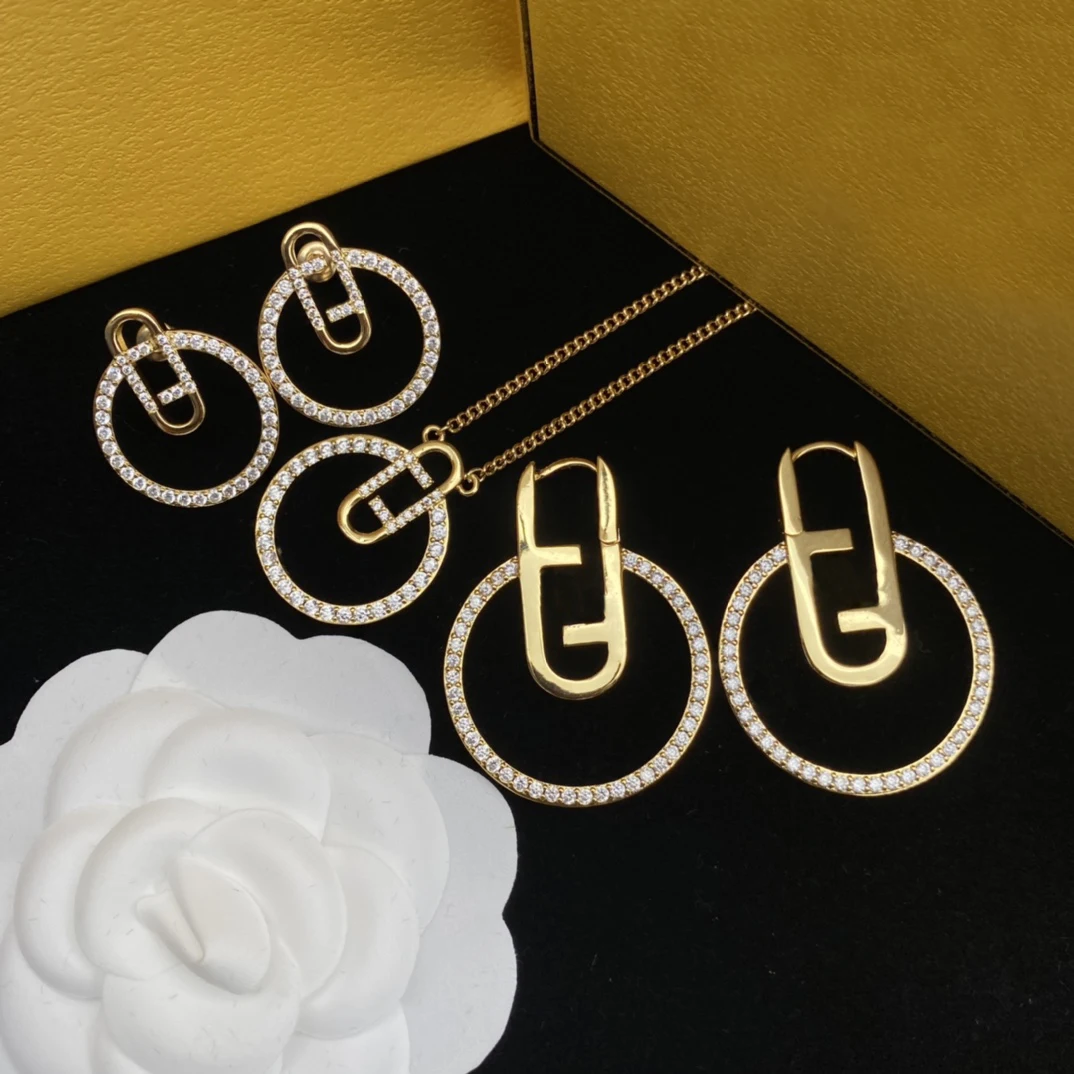 Copper Color Alloy Vacuum Plating Inlaid Stone Women Necklace Woman Earrings Set Free Shipping Does Not Fade Letter F
Copper Color Alloy Vacuum Plating Inlaid Stone Women Necklace Woman Earrings Set Free Shipping Does Not Fade Letter F