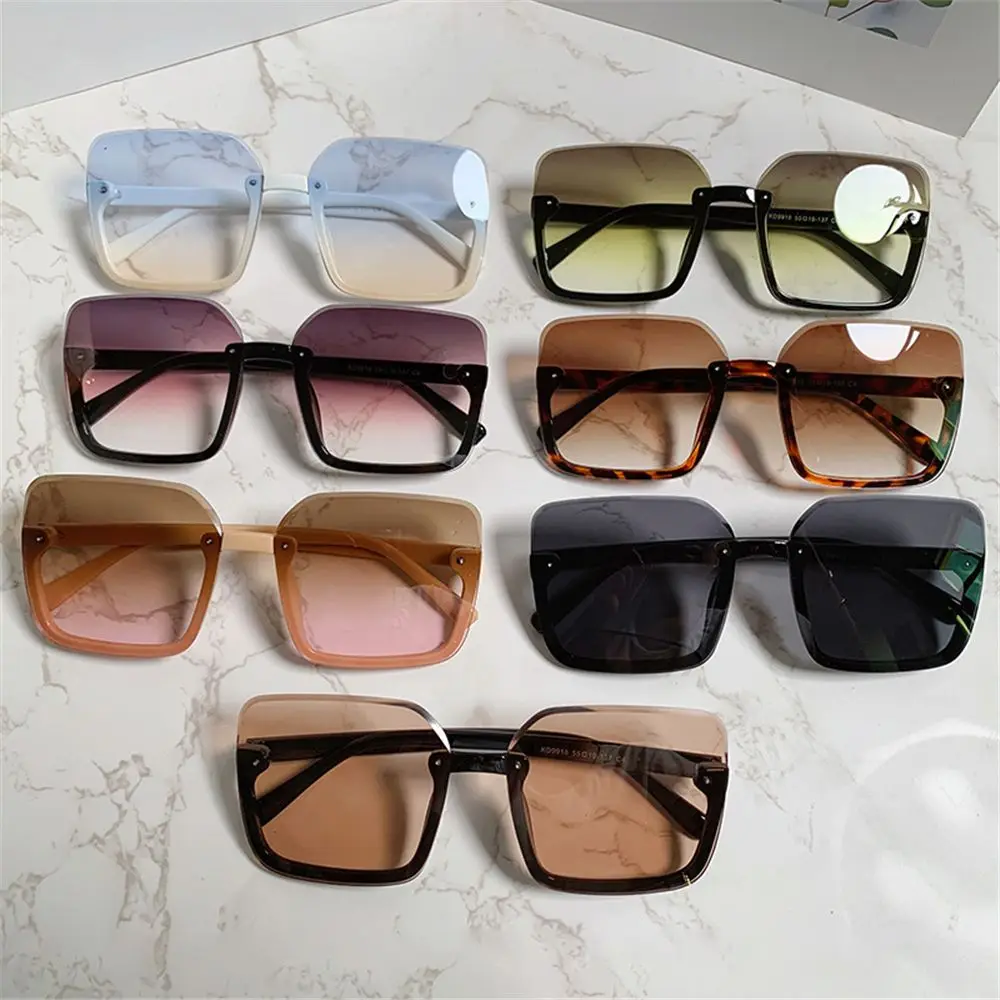 Fashion UV400 Driver Goggles Vintage Women Square Sun Glasses Oversized Sunglasses Eyewear for Lady Big Frame
Fashion UV400 Driver Goggles Vintage Women Square Sun Glasses Oversized Sunglasses Eyewear for Lady Big Frame