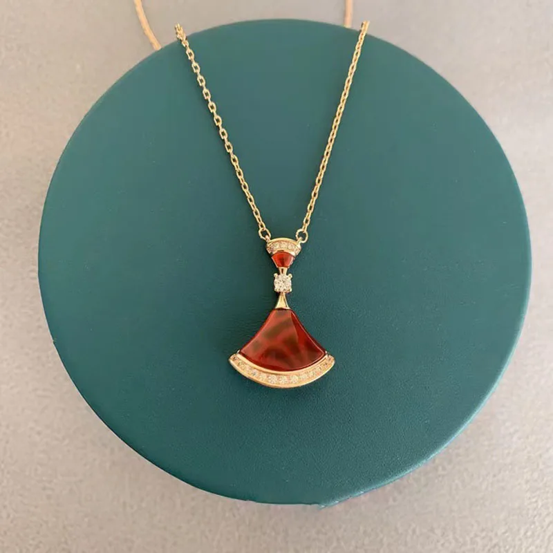 925 Sterling Silver Small Skirt Necklace for Women Rose Gold Plated Fan Pendant Glamour Jewelry Sets for Birthday Wedding Gifts
925 Sterling Silver Small Skirt Necklace for Women Rose Gold Plated Fan Pendant Glamour Jewelry Sets for Birthday Wedding Gifts