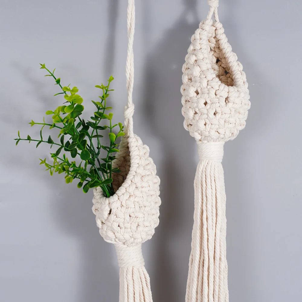 1pc Northern Europe Hanging Basket Pineapple Shape Landscaping Cotton Macrame Flower Planter for Living Room Balcony Decorations
1pc Northern Europe Hanging Basket Pineapple Shape Landscaping Cotton Macrame Flower Planter for Living Room Balcony Decorations