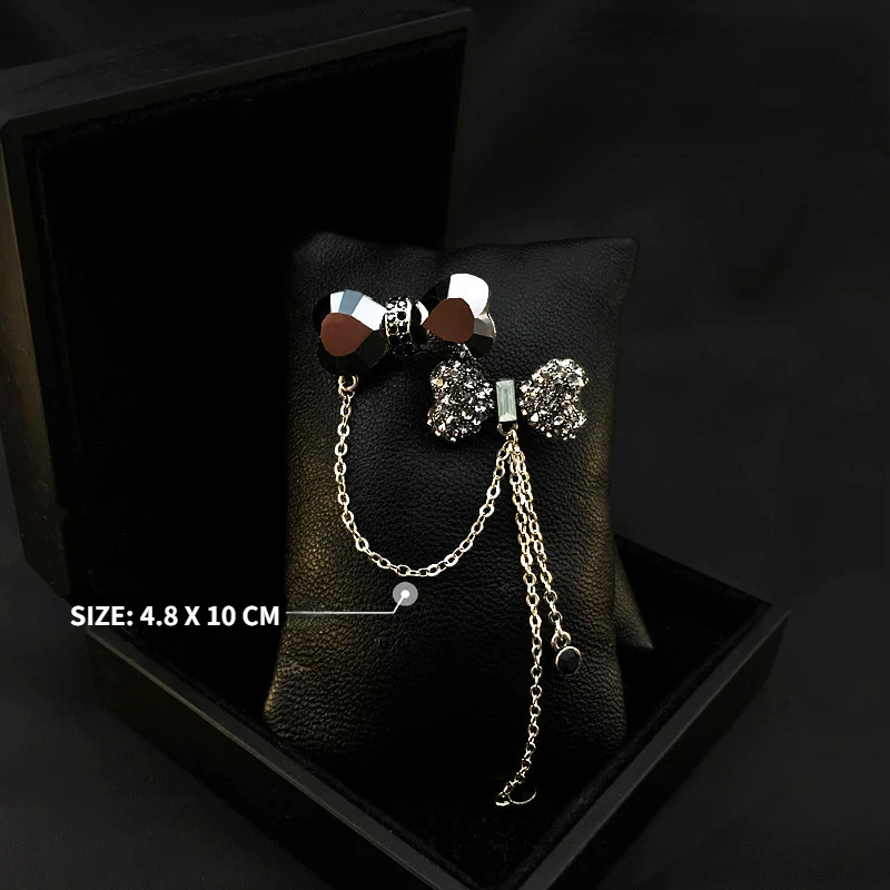 High-End Bowknot Tie Tassel Brooch Women Delicate and Elegant Corsage Accessories Sweater Coat Pin Rhinestone Jewelry Pins Gifts
High-End Bowknot Tie Tassel Brooch Women Delicate and Elegant Corsage Accessories Sweater Coat Pin Rhinestone Jewelry Pins Gifts