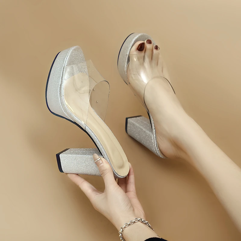 2022 New Clear Slippers Platform Women Sandals Summer Shoes Woman Pvc Transparent High Pumps Wedding Jelly Buty Damskie High
2022 New Clear Slippers Platform Women Sandals Summer Shoes Woman Pvc Transparent High Pumps Wedding Jelly Buty Damskie High