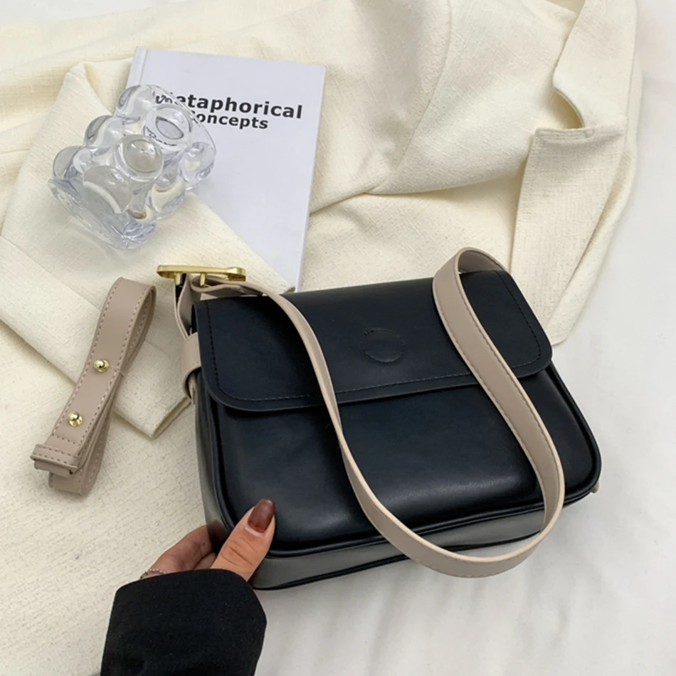 2022 Summer Trendy Casual Solid Women Bags Brand Designer Lady Shoulder Bag Simple Fashion Female Travel Bags Luxury Purses Sac 
2022 Summer Trendy Casual Solid Women Bags Brand Designer Lady Shoulder Bag Simple Fashion Female Travel Bags Luxury Purses Sac
