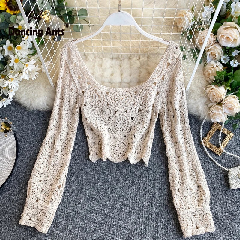 Woman Skinny Knitting Shirt Puff Long Sleeve Square Collar Hollow Out Women Tops 2021 Vintage See Through Lady Sexy Short Blouse
Woman Skinny Knitting Shirt Puff Long Sleeve Square Collar Hollow Out Women Tops 2021 Vintage See Through Lady Sexy Short Blouse