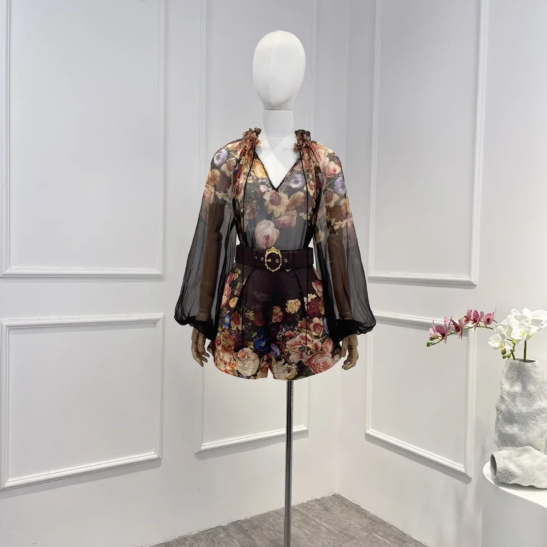 2023 New Summer High Quality Linen Silk Vintage Floral Printing Long Lantern Sleeve Appliques Blouse and Belt Shorts Woman Set
2023 New Summer High Quality Linen Silk Vintage Floral Printing Long Lantern Sleeve Appliques Blouse and Belt Shorts Woman Set