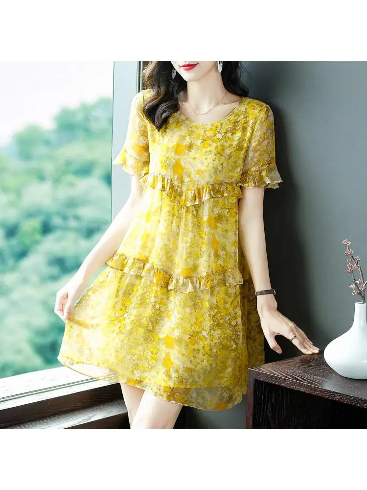 2023 Summer O Neck Short Sleeves Loose Yellow Printed Ruffles Light And Soft 100% Mulberry Silk Shell Dress Women's Clothing
2023 Summer O Neck Short Sleeves Loose Yellow Printed Ruffles Light And Soft 100% Mulberry Silk Shell Dress Women's Clothing