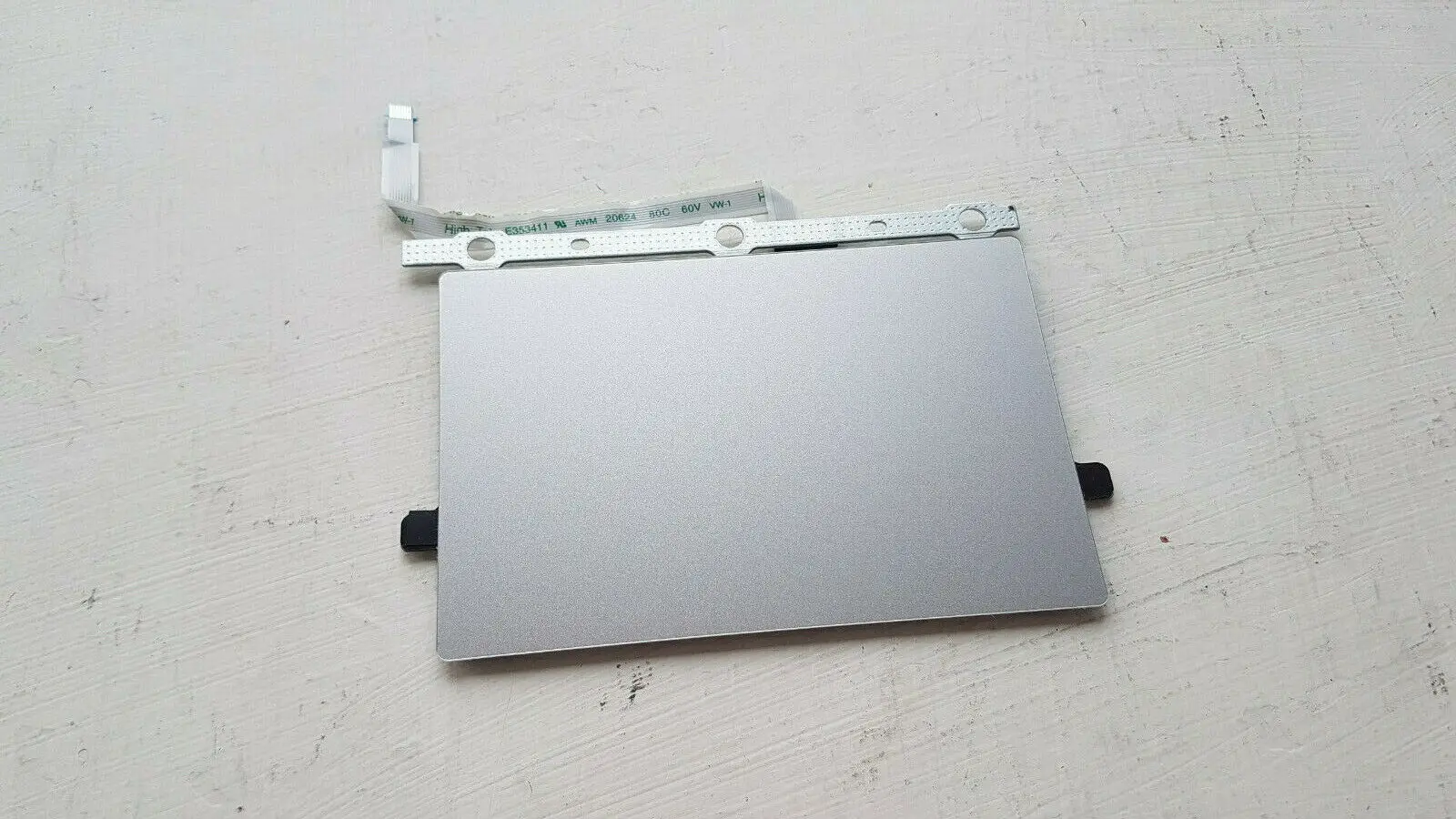 Оригинальный коврик для мыши Lenovo IdeaPad 1 14ADA05 82GW с сенсорной панелью и кабелем
Оригинальный коврик для мыши Lenovo IdeaPad 1 14ADA05 82GW с сенсорной панелью и кабелем