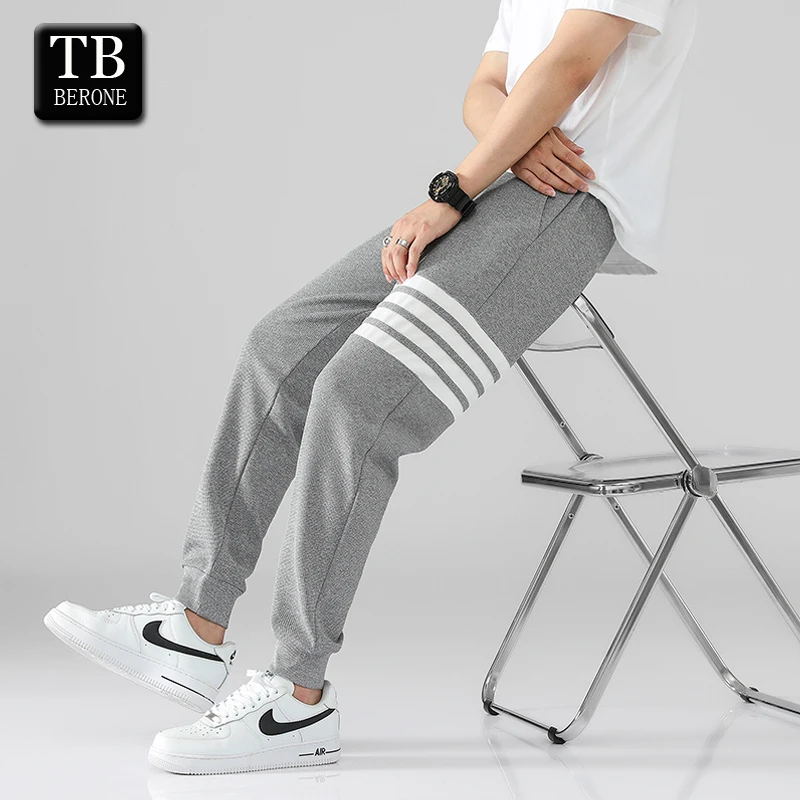 TB BERONE Men's Sweatpants Thom Luxury Casual Tide Summer Waffle Couple Four-bar Striped Cotton Knitted Trousers
TB BERONE Men's Sweatpants Thom Luxury Casual Tide Summer Waffle Couple Four-bar Striped Cotton Knitted Trousers