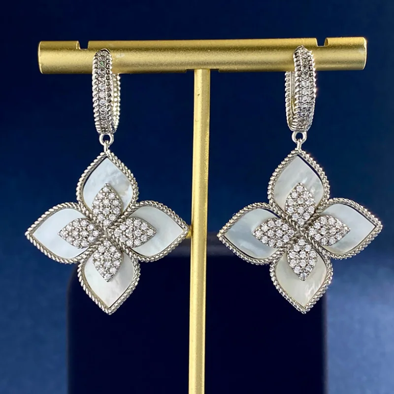 Donia Jewelry Natural Shell Agate Diamond Flower Earrings Female Stereo Luxury European and American Fashion Silver Needle.
Donia Jewelry Natural Shell Agate Diamond Flower Earrings Female Stereo Luxury European and American Fashion Silver Needle.