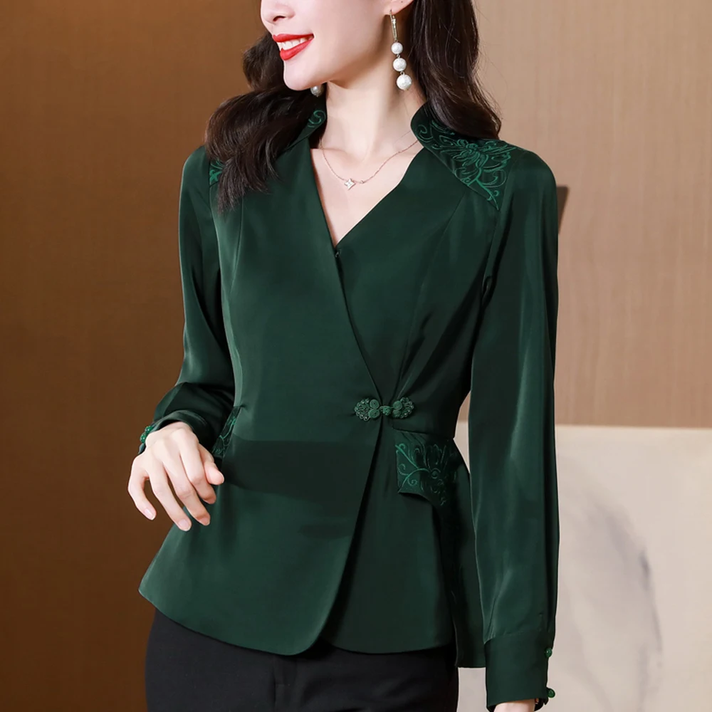 Chic Chinese HANFU Style Elegant Embroidery Shirts Women Vintage Fashion Long Sleeve Casual V-Neck Female Blouses Outwear Tops
Chic Chinese HANFU Style Elegant Embroidery Shirts Women Vintage Fashion Long Sleeve Casual V-Neck Female Blouses Outwear Tops