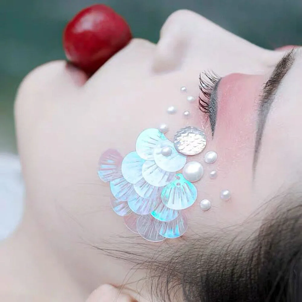 Mermaid Flake Glitter Powder Fish scales Eye Makeup Sequins Eye corner stickers Shell sequins Face Shinny Gel Pigment
Mermaid Flake Glitter Powder Fish scales Eye Makeup Sequins Eye corner stickers Shell sequins Face Shinny Gel Pigment