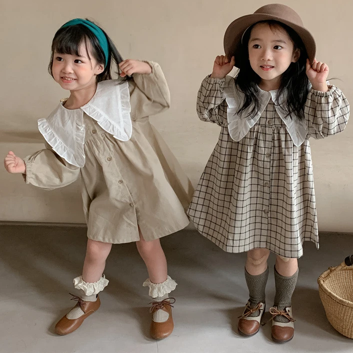Children's clothing Autumn long sleeved dress Girl's cotton and linen large lapel long sleeved plaid princess dress 2023
Children's clothing Autumn long sleeved dress Girl's cotton and linen large lapel long sleeved plaid princess dress 2023