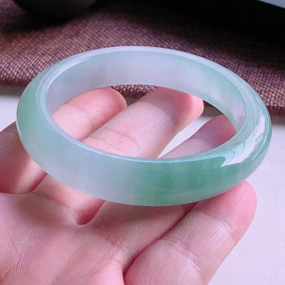 zheru Jewelry natural green two-color Myanmar jade 54mm-62mm bracelet Exquisite princess bracelet to send girlfriend mother gift 
zheru Jewelry natural green two-color Myanmar jade 54mm-62mm bracelet Exquisite princess bracelet to send girlfriend mother gift