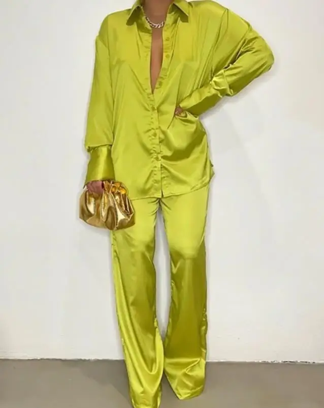 2022 New Fashion Women's Two Piece Sets Casual Satin Buttoned Long Sleeve Shirt & High Waist Pants Set Female Suit Outfits
2022 New Fashion Women's Two Piece Sets Casual Satin Buttoned Long Sleeve Shirt & High Waist Pants Set Female Suit Outfits