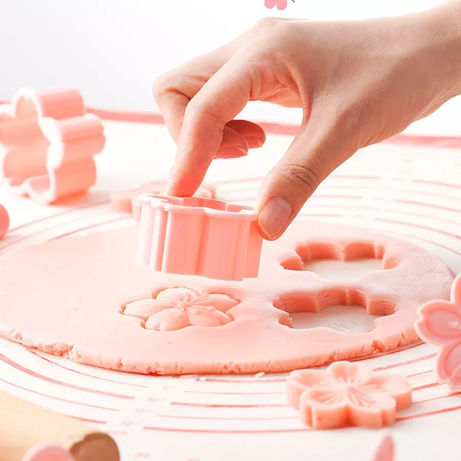 2022 Cherry Blossom Pink Biscuit Fondant Mold Cranberry Cookies Flower Shape Press Flower Baking Cutters
2022 Cherry Blossom Pink Biscuit Fondant Mold Cranberry Cookies Flower Shape Press Flower Baking Cutters