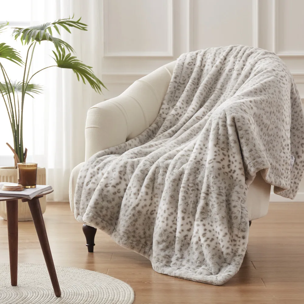 50x60" Electric Blanket Heated Throw,Luxury Faux Fur to Flannel Reversible Heating Blanket,6 Heat Settings & 2-10 Hours Auto Off
50x60" Electric Blanket Heated Throw,Luxury Faux Fur to Flannel Reversible Heating Blanket,6 Heat Settings & 2-10 Hours Auto Off