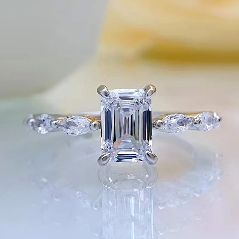Jewelry 2022 New Solid 925 Sterling Silver Ring Rectangular Marquise Cut High Carbon Diamond Engagement Party Jewelry For Women
Jewelry 2022 New Solid 925 Sterling Silver Ring Rectangular Marquise Cut High Carbon Diamond Engagement Party Jewelry For Women