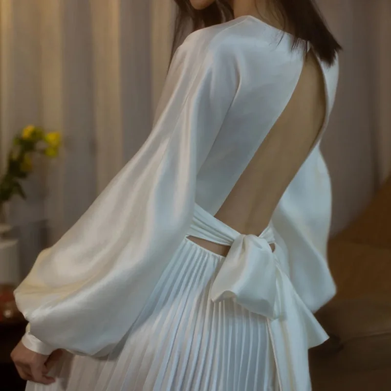 Backless Sexy Wedding Dress Classic V-neck Vestido De Noiva With Lantern Sleeves Elegant Simple A Line Long Robe De Mariage
Backless Sexy Wedding Dress Classic V-neck Vestido De Noiva With Lantern Sleeves Elegant Simple A Line Long Robe De Mariage