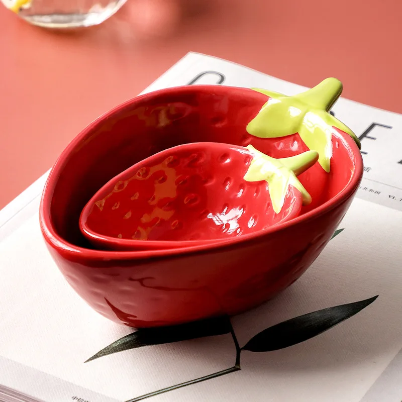 

Креативная детская чаша миска в форме клубники с принтом «сердечки» для маленькой девочки Ins чистый красный посуда керамическая миска для десерта фруктовый салат лапша быстрого приготовления