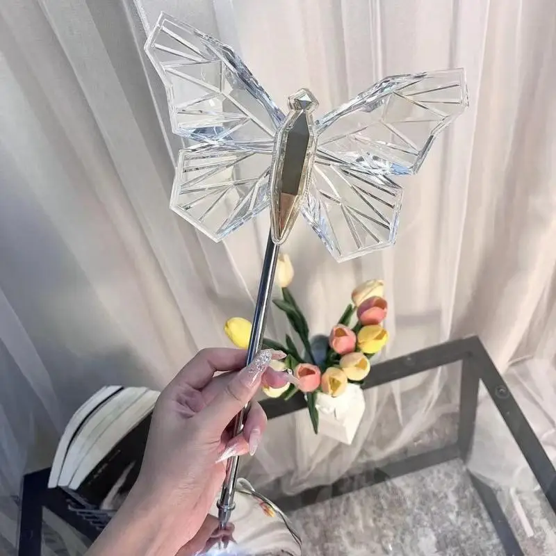 1Pc Dazzling Crystal Butterfly Desk Lamp Bedroom Bedside Decoration Creative Romantic Desk Lamp Ins Style Atmosphere Lamp
1Pc Dazzling Crystal Butterfly Desk Lamp Bedroom Bedside Decoration Creative Romantic Desk Lamp Ins Style Atmosphere Lamp