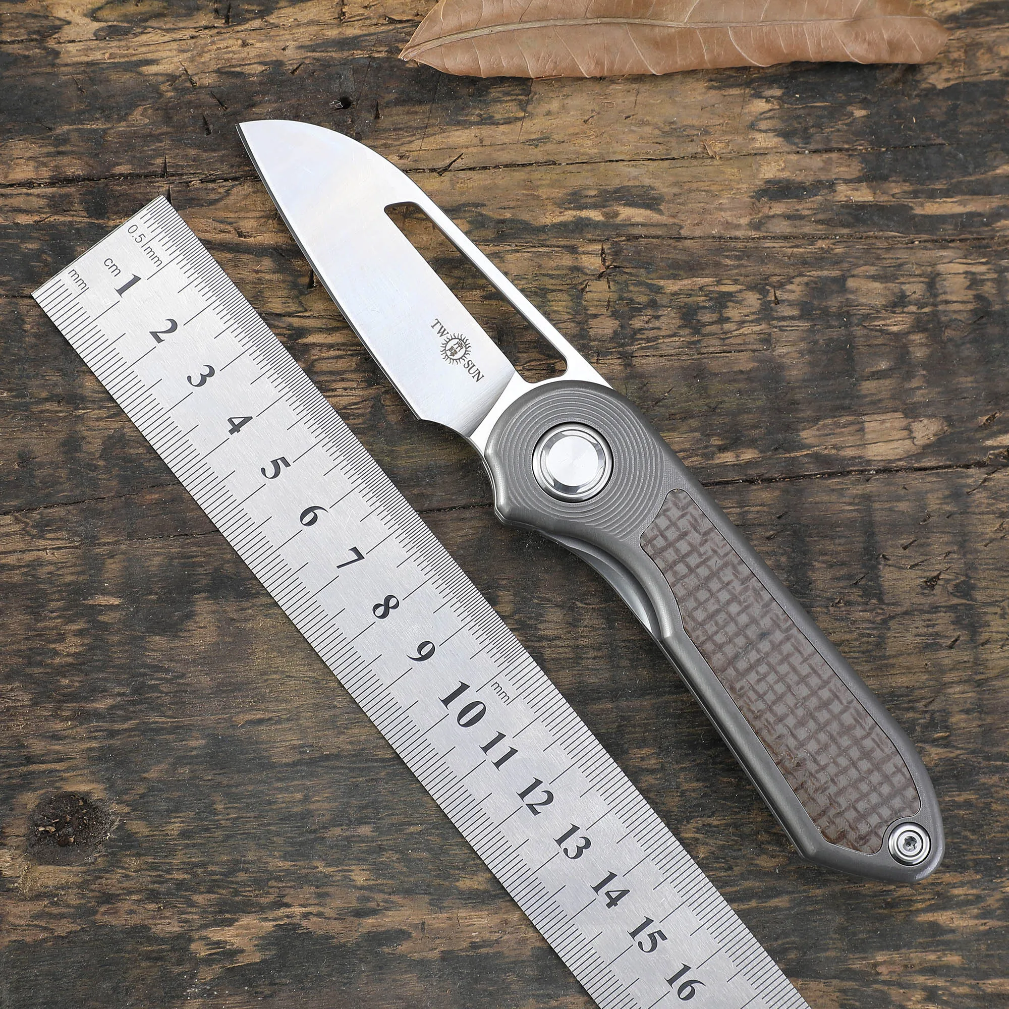 TwoSun 14C28N Steel Blade Titanium+Flax Handle Folding Knife Outdoor Hunting Camping EDC Tool Pocket Knives TS319 
TwoSun 14C28N Steel Blade Titanium+Flax Handle Folding Knife Outdoor Hunting Camping EDC Tool Pocket Knives TS319