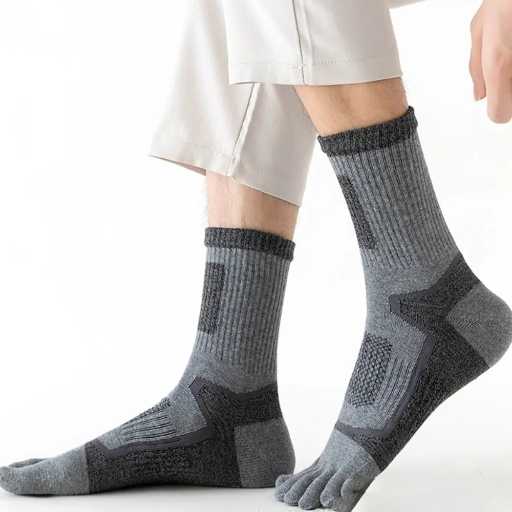 Patchwork Color Long Tube Split-toed Socks Thick Sport Trendy Five Finger Socks Middle Tube Hosiery Man Socks Cotton
Patchwork Color Long Tube Split-toed Socks Thick Sport Trendy Five Finger Socks Middle Tube Hosiery Man Socks Cotton