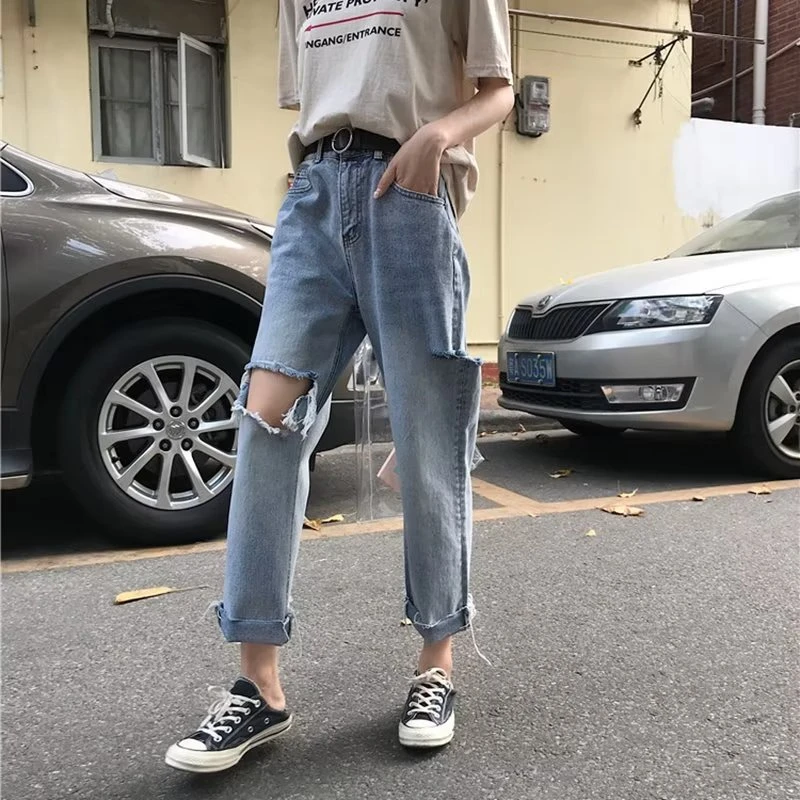 Y2K Jeans Women Korean Fashion Ripped Streetwear Denim Trousers Vintage Goth Harajuku Japanese Baggy Pants Clothes Hole
Y2K Jeans Women Korean Fashion Ripped Streetwear Denim Trousers Vintage Goth Harajuku Japanese Baggy Pants Clothes Hole