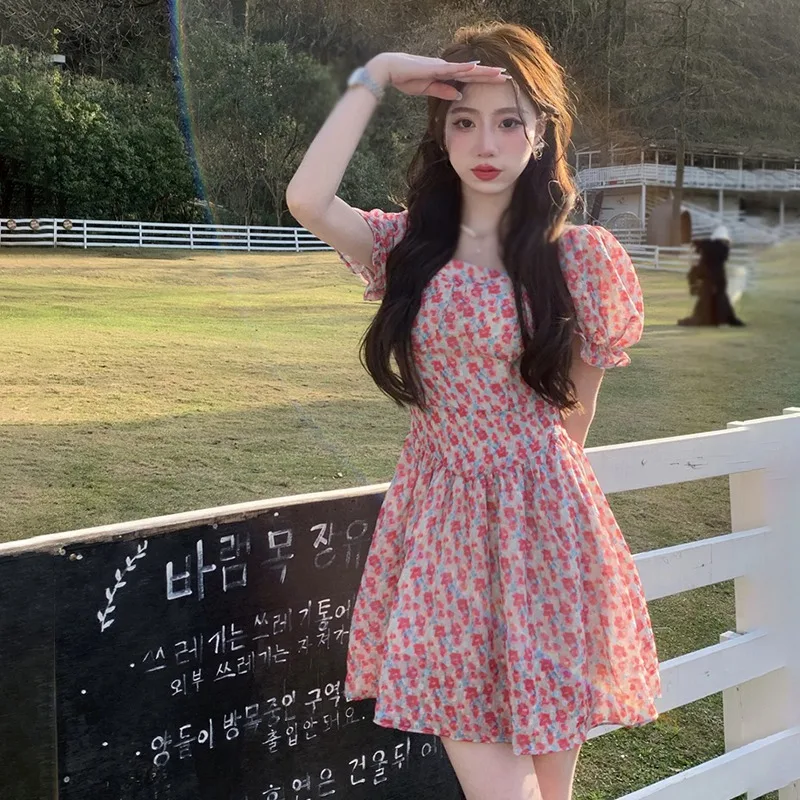 Summer Women's Floral Print Dress Chiffon Puff Sleeve Square Collar High Waist Dresses Dropshipping
Summer Women's Floral Print Dress Chiffon Puff Sleeve Square Collar High Waist Dresses Dropshipping