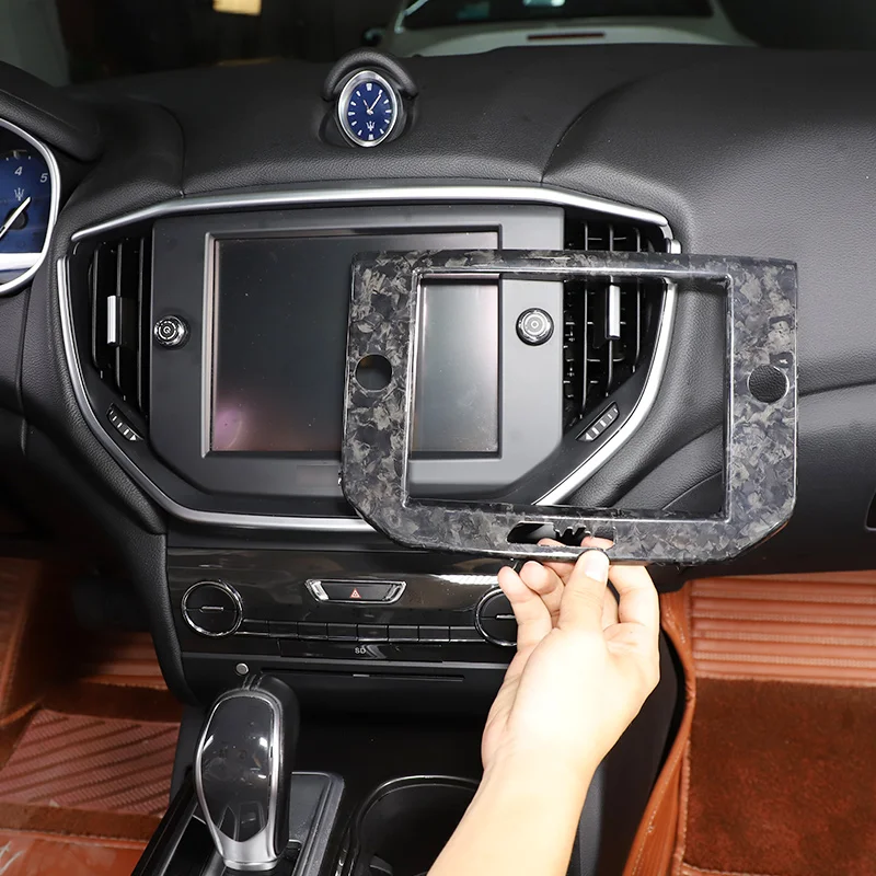 For 14-15 Maserati Ghibli central control navigation screen decorative frame to car interior accessories real carbon fiber 
For 14-15 Maserati Ghibli central control navigation screen decorative frame to car interior accessories real carbon fiber