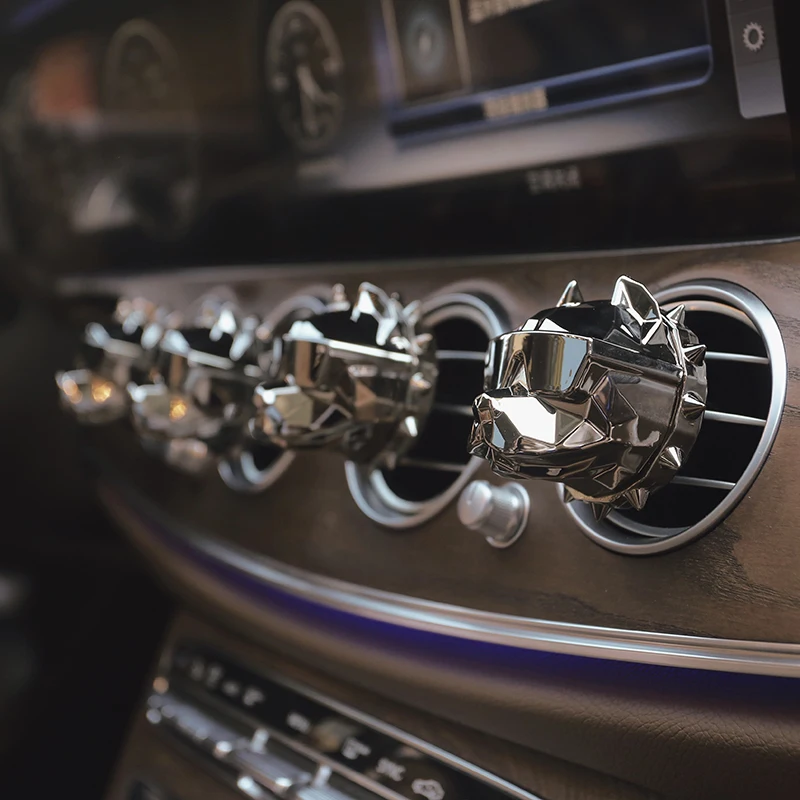 New Creative Bulldog Air Freshener Car Perfume Car Decoration Auto Geur Clip Bulldog Fragrance Scent Parfum Voiture Car Diffuser
New Creative Bulldog Air Freshener Car Perfume Car Decoration Auto Geur Clip Bulldog Fragrance Scent Parfum Voiture Car Diffuser