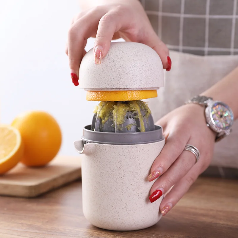 Manual Portable Citrus Juicer Plastic Orange Lemon Squeezer Multifunction Fruit Hand Pressure Juicer Machine Kitchen Accessories
Manual Portable Citrus Juicer Plastic Orange Lemon Squeezer Multifunction Fruit Hand Pressure Juicer Machine Kitchen Accessories