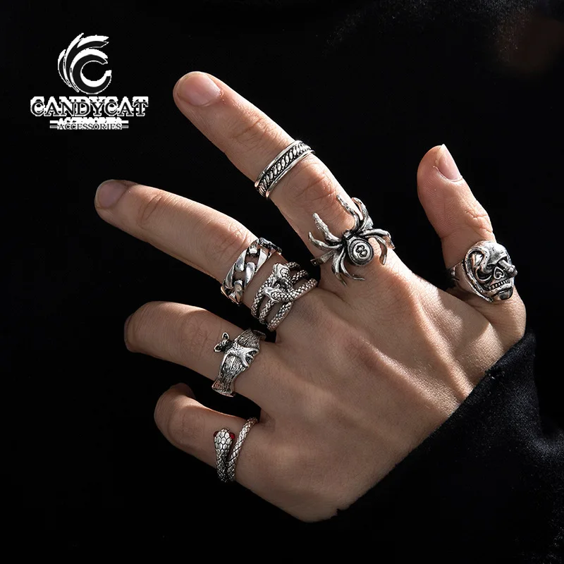 Fashion Pop Exaggerated Men's Retro Made Old Spider Snake Bat Skeleton Double Headed Snake Ring 7-piece Set Jewelry Accessories
Fashion Pop Exaggerated Men's Retro Made Old Spider Snake Bat Skeleton Double Headed Snake Ring 7-piece Set Jewelry Accessories