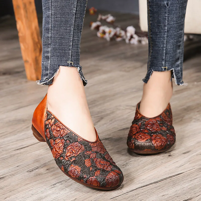 YourSeason 2023 New Genuine Leather Ladies Round Toe Pleated Pumps Hoof Heels Vintage Women Retro Pumps Shoes Chinese Style
YourSeason 2023 New Genuine Leather Ladies Round Toe Pleated Pumps Hoof Heels Vintage Women Retro Pumps Shoes Chinese Style