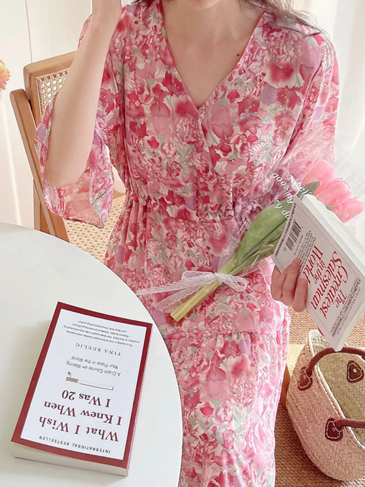 Floral Chiffon Dresses for Women Beach Style Vintage V-neck Summer Dresses 2022 Womens Fashion Chic Designer Lace Up Robe
Floral Chiffon Dresses for Women Beach Style Vintage V-neck Summer Dresses 2022 Womens Fashion Chic Designer Lace Up Robe